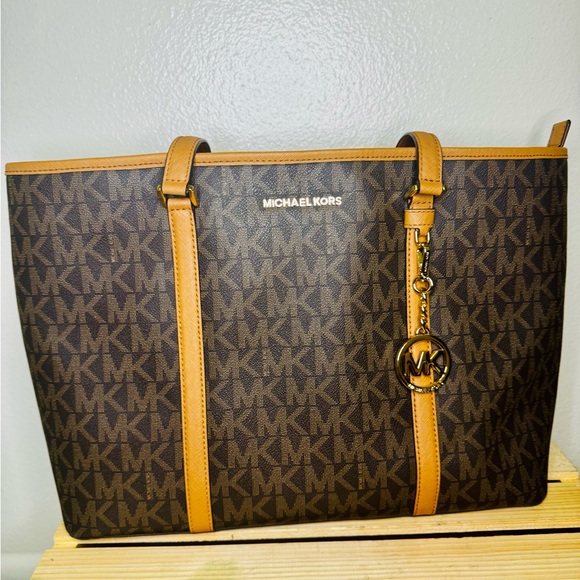 Michael kors large tote